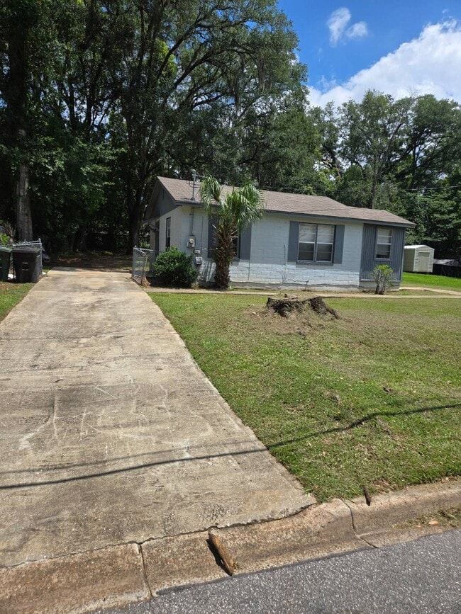 Photo - 1222 Coleman St