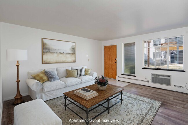 Photo - (PAST) The Reed