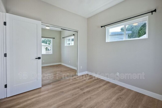 Photo - 5169 Tipton St