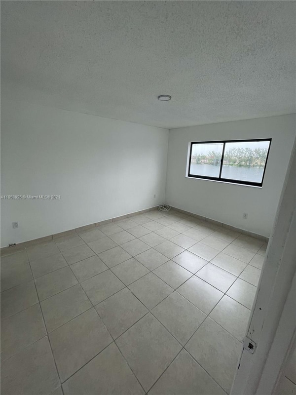 Building Photo - 16923 NW 53rd Ave Rental