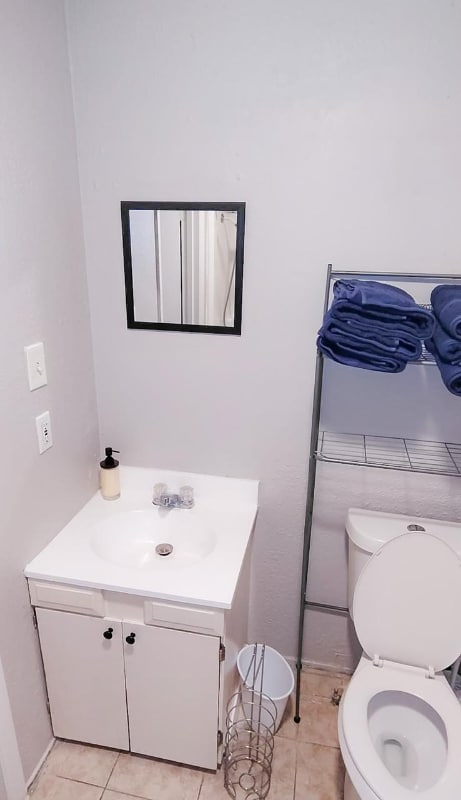 Photo - 107 E Venus Ln Unit 1