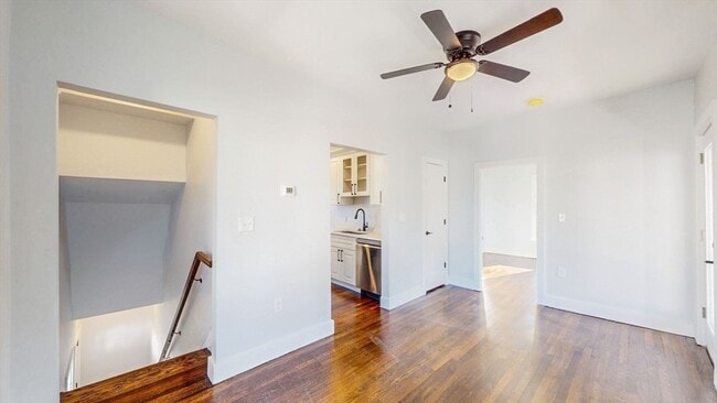 Photo - 24 Alfred St Unit 2