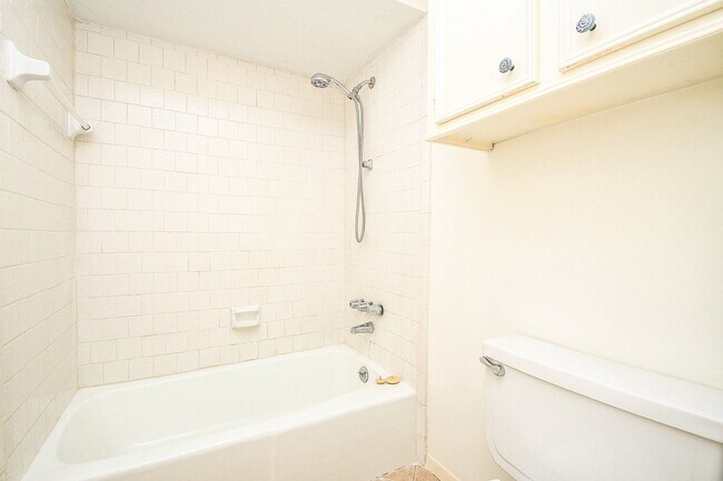 Photo - 6702 Spring Leaf Dr