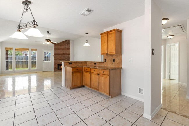 Photo - 21812 Whispering Forest Dr