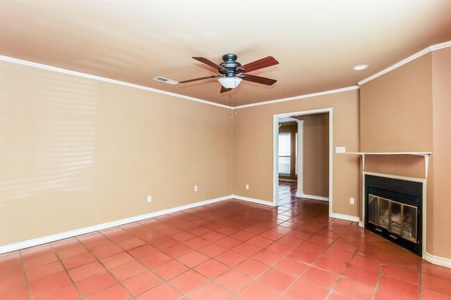 Photo - 1404 Norwalk Ln Unidad 103