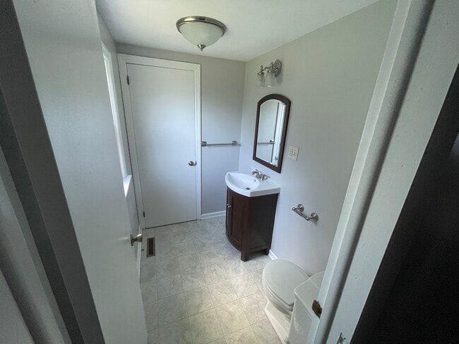 Photo - 407 Mount Allen Drive