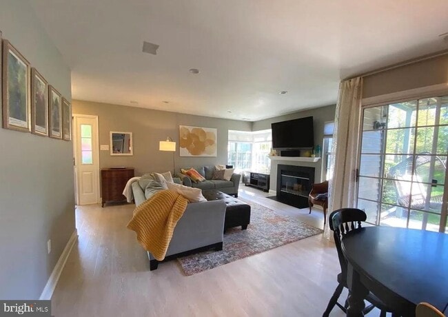 Photo - 15 Andover Pl