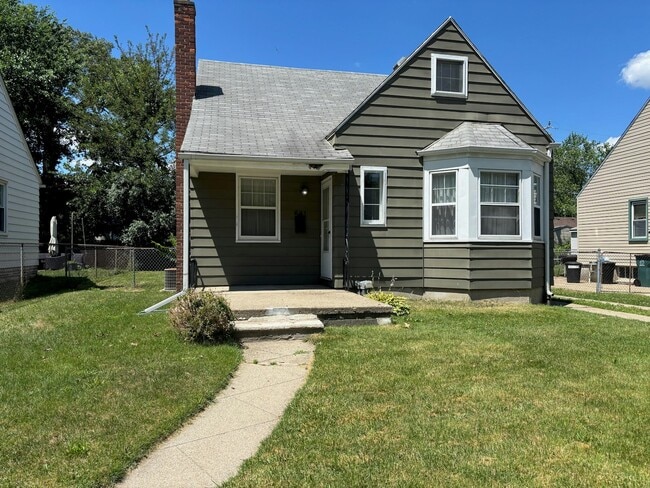 Building Photo - 581 Flowerdale St Rental