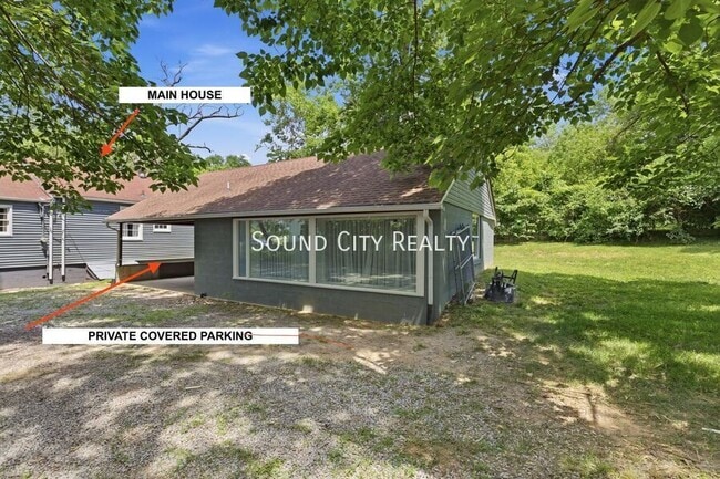 Photo - 113 Neese Dr