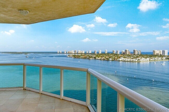 2650 Lake Shore Dr Unit 1906
