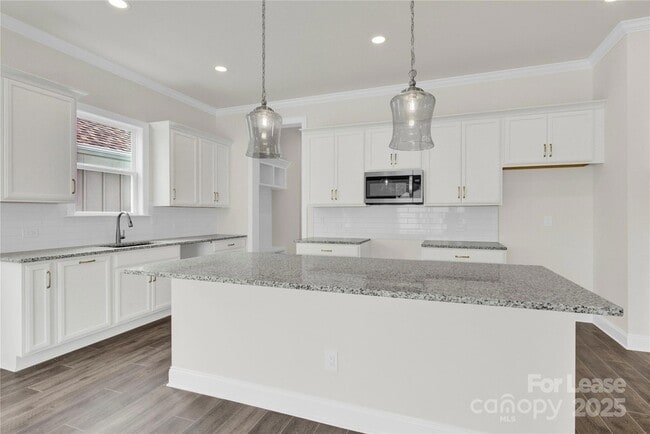 Photo - 4712 Anise Cir