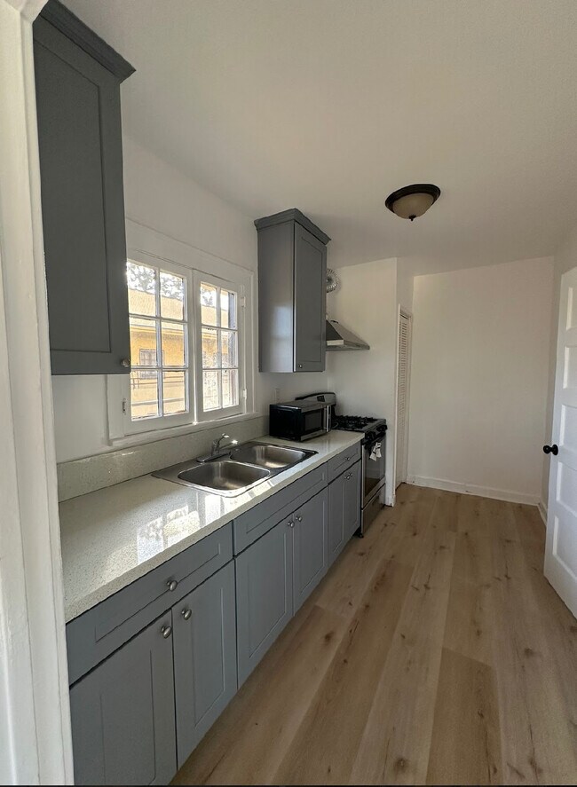 Photo - 5601 Fishburn Ave Unit #7