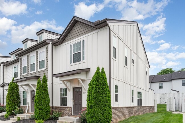 2 Bed 2.5 bath Bellevue townhome 1,152 SqFt - 2 Bed 2.5 bath Bellevue townhome 1,152 SqFt