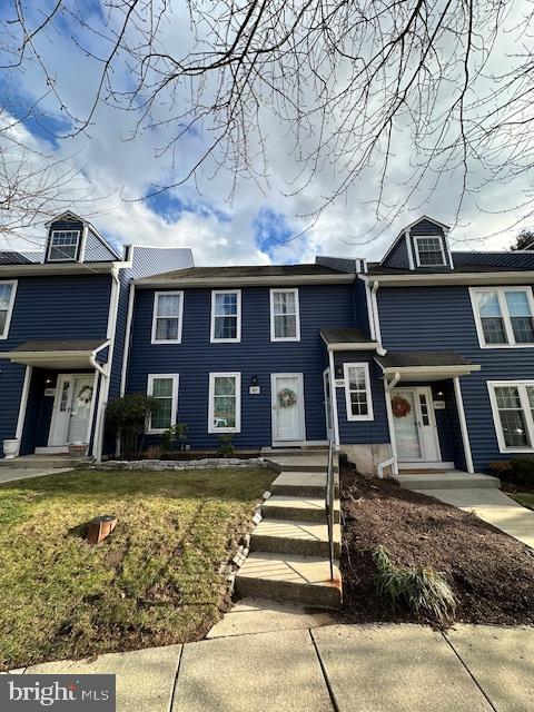 Building Photo - 1001 Roundhouse Ct