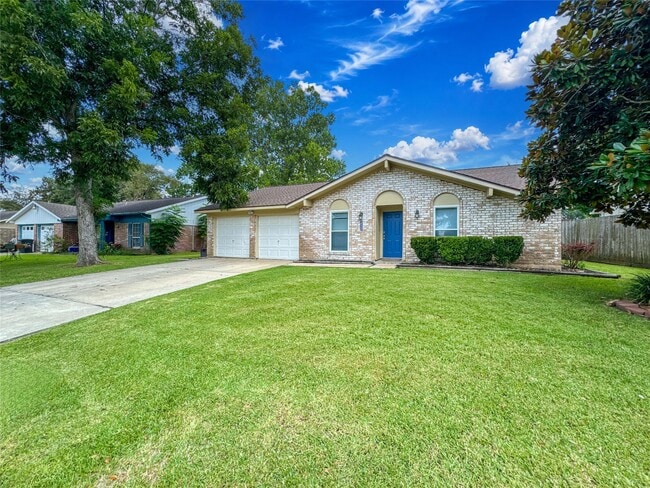 217 Mary Ann Dr