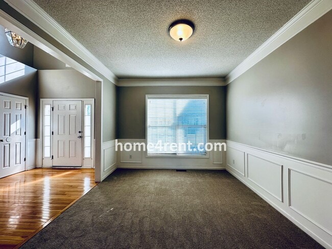 Photo - Gorgeous, Updated Home w/ Granite Counters and Wood Floors in Kitchen, Walkout Finished Basement!