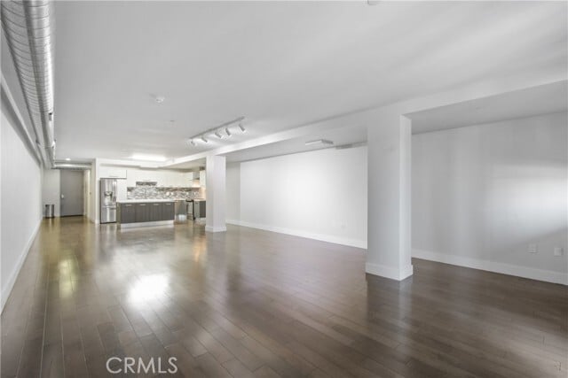 Photo - 433 Pine Ave