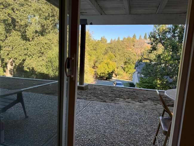 Photo - 607 Paso Nogal Rd