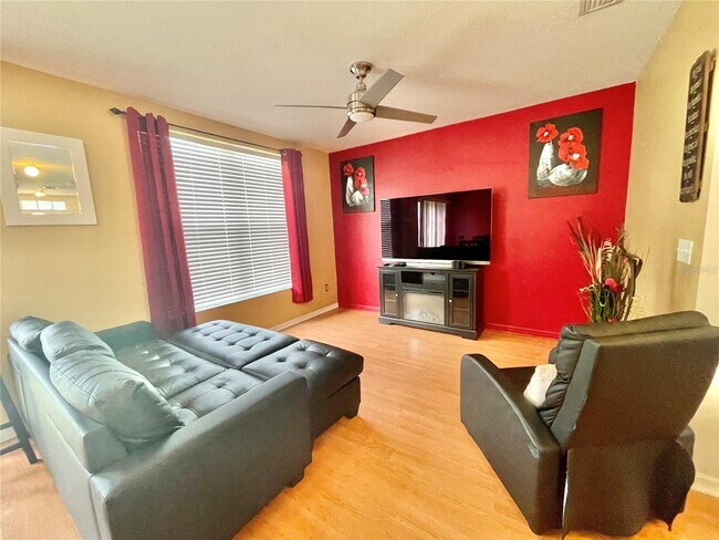 Photo - 6244 Olivedale Dr