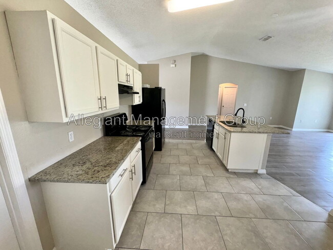 Photo - 1011 Morvan Ln