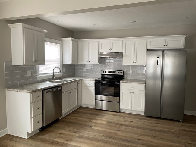 Photo - 1066 Northview Dr