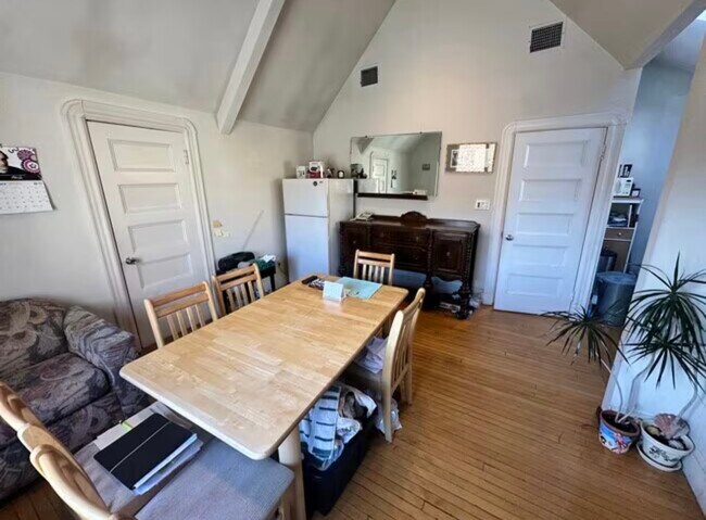 Photo - 147 Willow Ave Unit 3