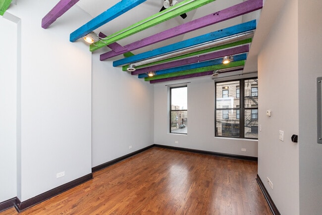 Building Photo - 1800 S Allport St Unit 201