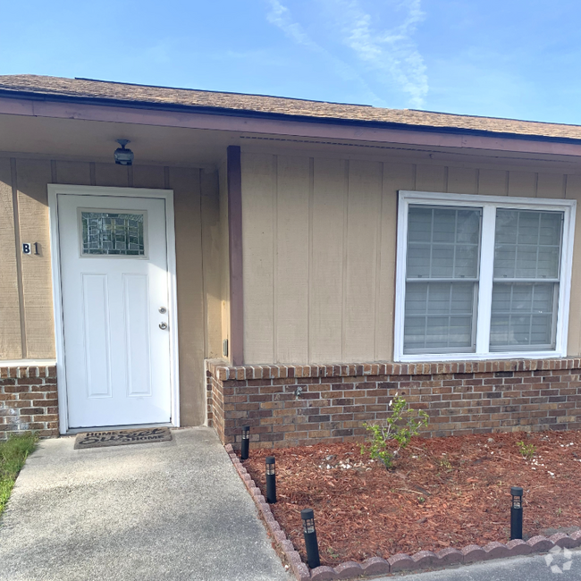 Building Photo - 1200 Zion Dr Rental