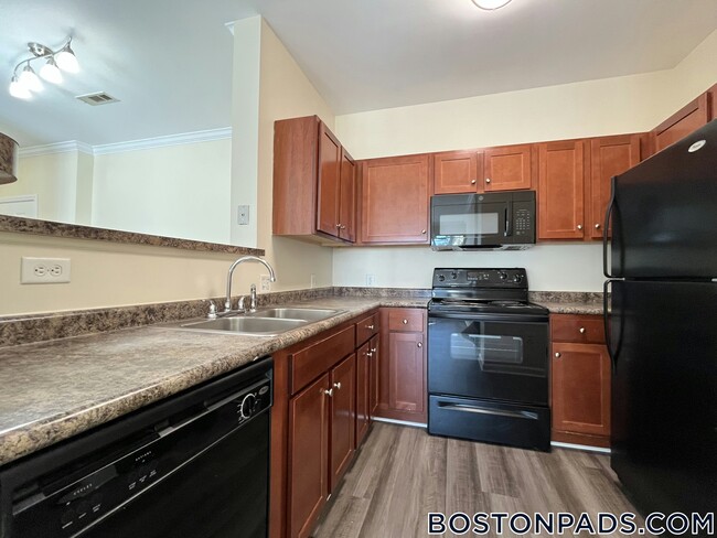 Photo - 311 Lowell St Unit 2212