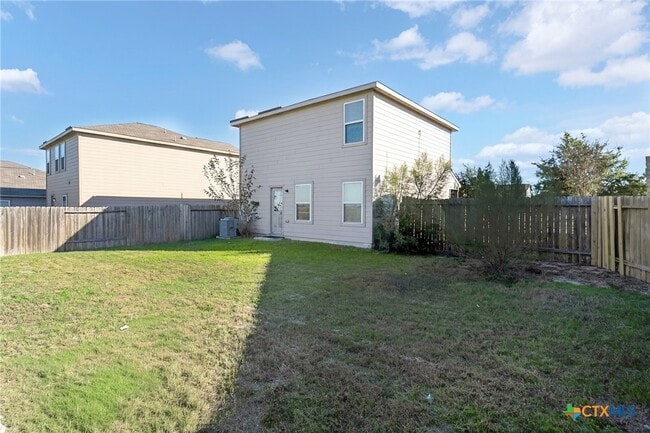 Photo - 308 Yearwood Ln