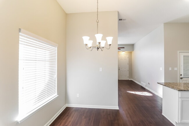 Photo - 8574 Napoli Dr