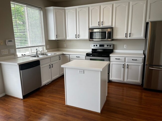 14233 Adobe School Dr