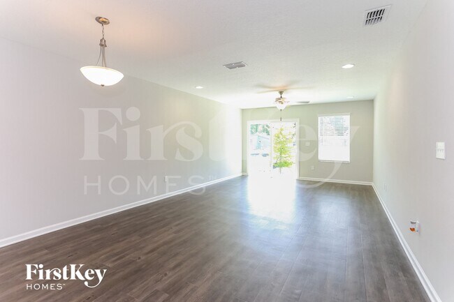 Photo - 11284 Margarets Landing Pl.