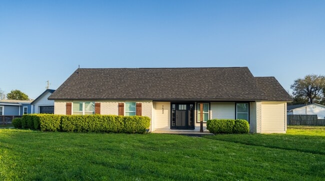 Photo - 1402 Bayou Shore Dr