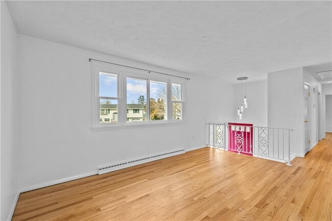 Photo - 4 Weetamoe Rd