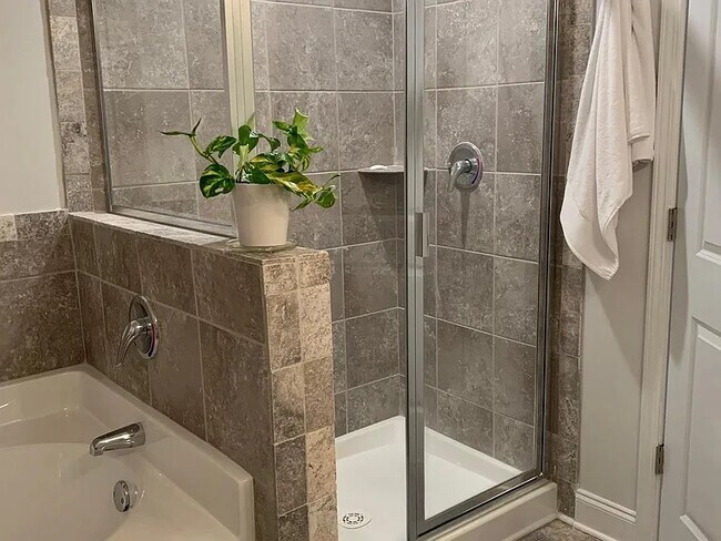 Photo - 2347 Castle Keep Way