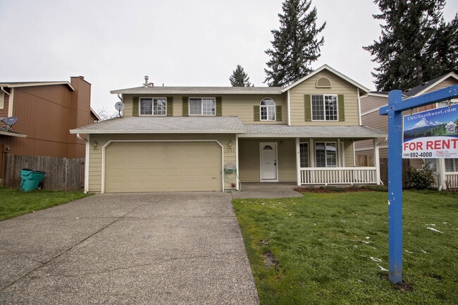 Photo - Quiet area near 162nd, Southern exposure, A/C, FP-4BR