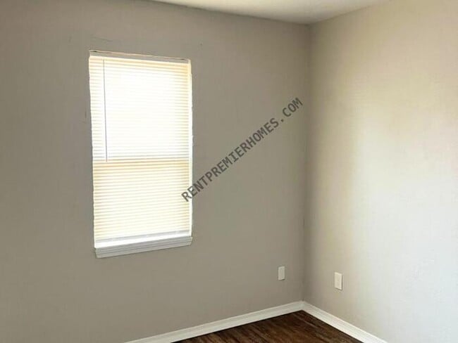 Photo - 1625 E Hill St