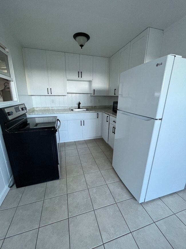 Photo - 371 Kalua Rd