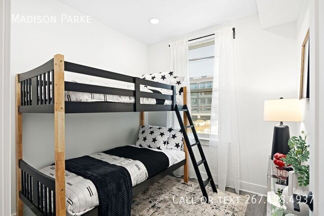 Building Photo - 2230 E Somerset St Unit 205 Rental