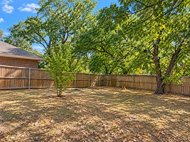 1008 Van Winkle St