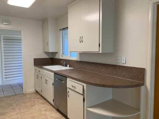 Photo - 1383 Bobolink Cir