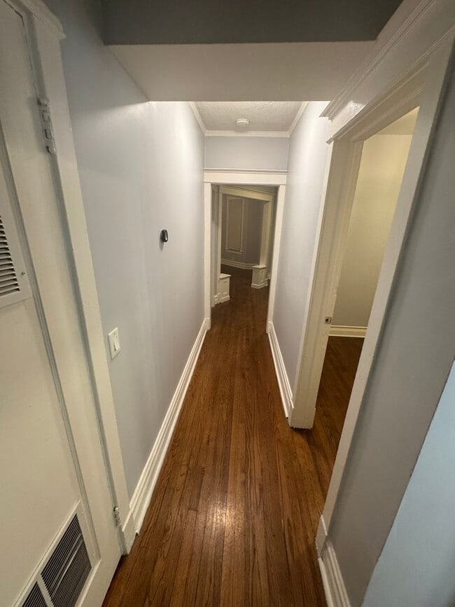Photo - 6149 S Evans Ave Unit 6149-1