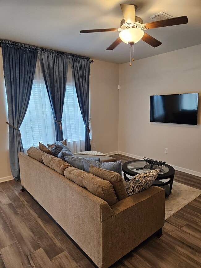 Open Living - 4645 Electric Ave SW