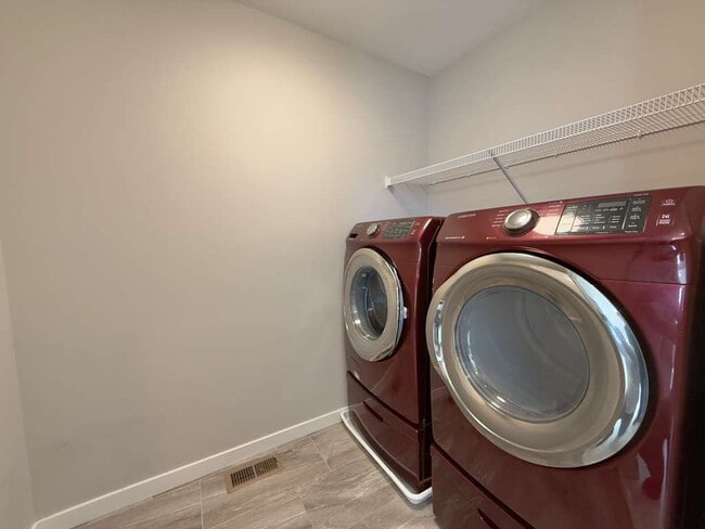 Photo - 6606 S Springview St