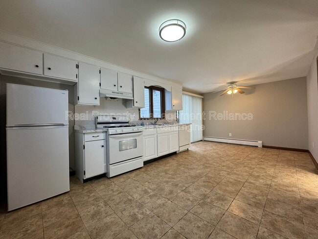 Photo - 75 Preston St