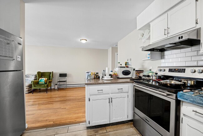 Photo - 313 9th St Unit 2