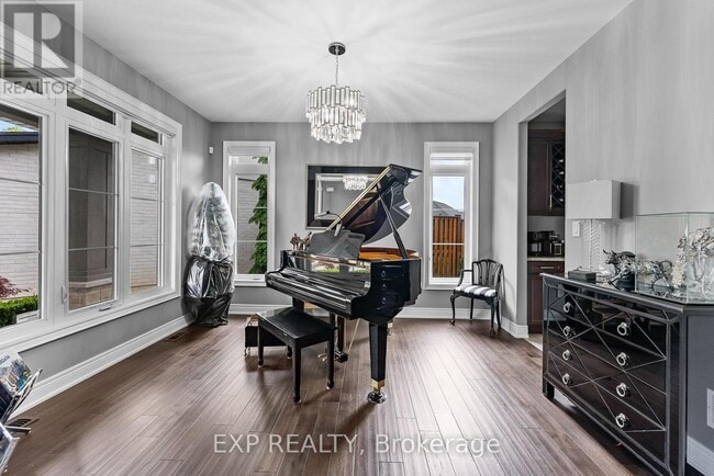 Photo - 7691 Willey St