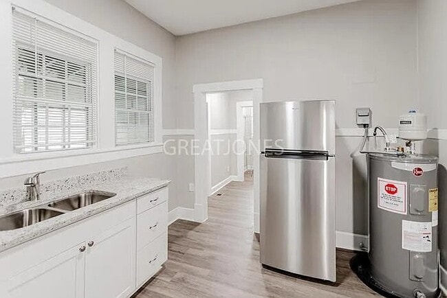 Photo - 2307 16th Ave