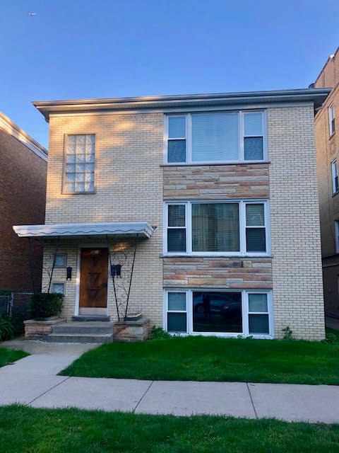 Photo - 2215 W Thome Ave